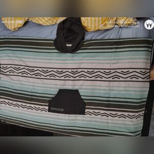 Nomadix Black and Blue Towel